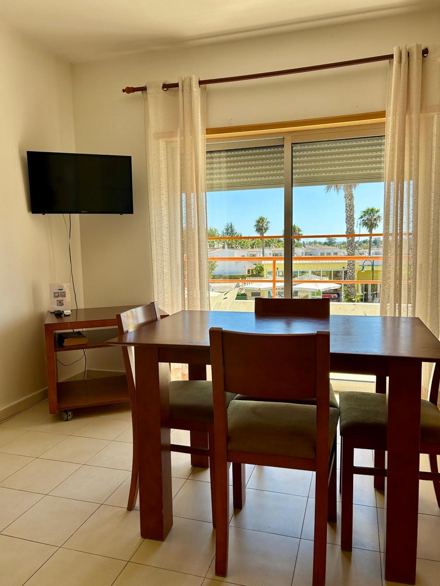 Apartamentos Santa Teresinha Alvor Εξωτερικό φωτογραφία